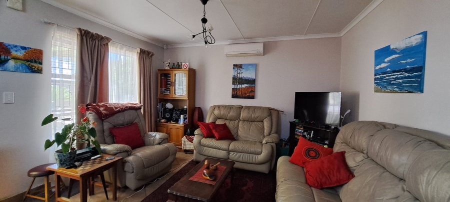 3 Bedroom Property for Sale in Heiderand Western Cape